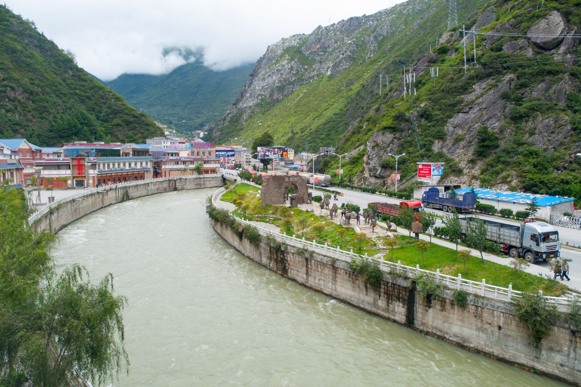 Kangding Mountain City in Sichuan